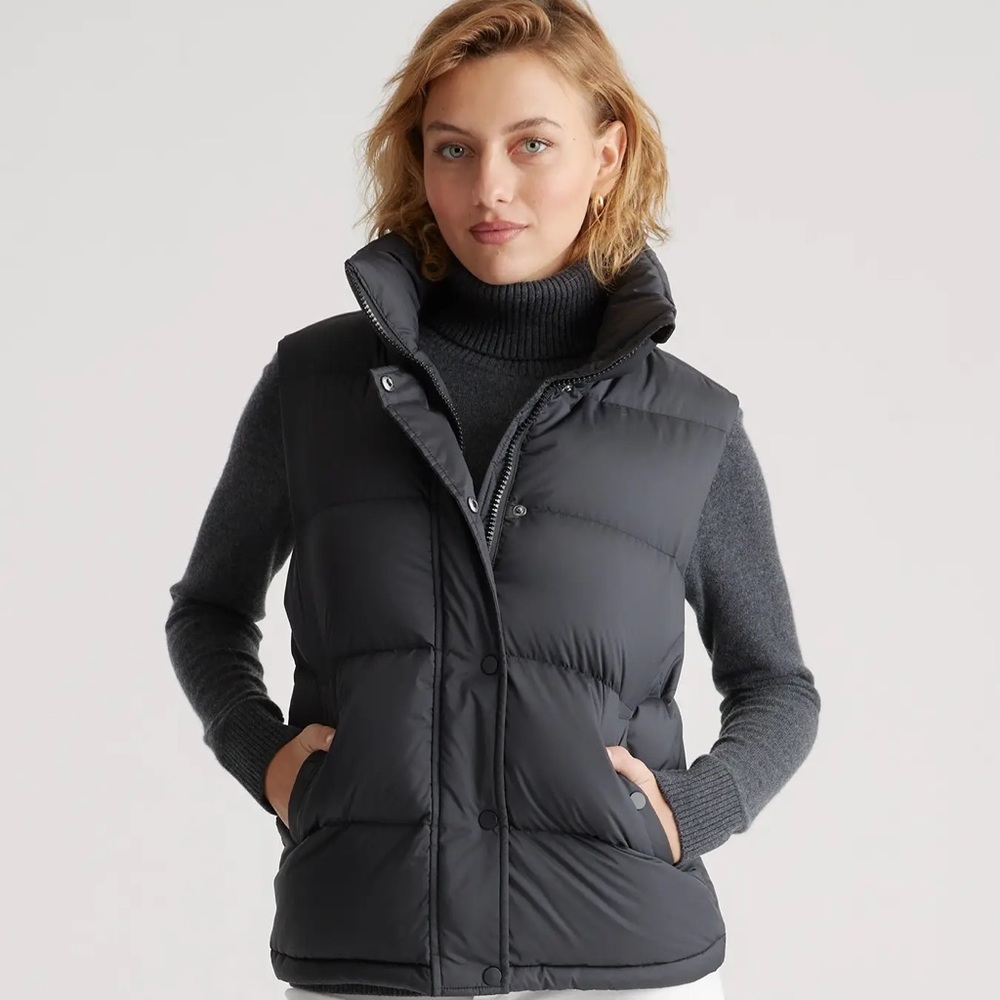 Quince Black Winter Puffer Vest